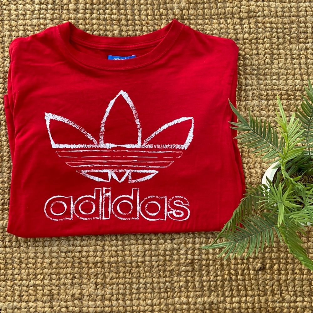 Adidas t-shirt
